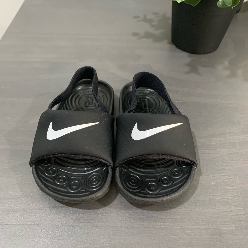 Baby Nike Kawa slides